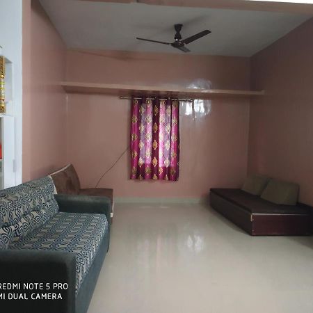 Easvari Grand Pg For Women - Female Only Hostel Chennai Exterior photo